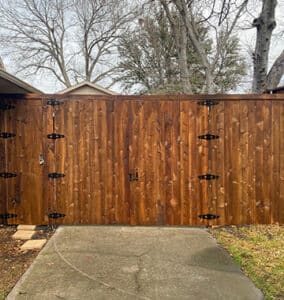 Installation of swing gates in Dallas