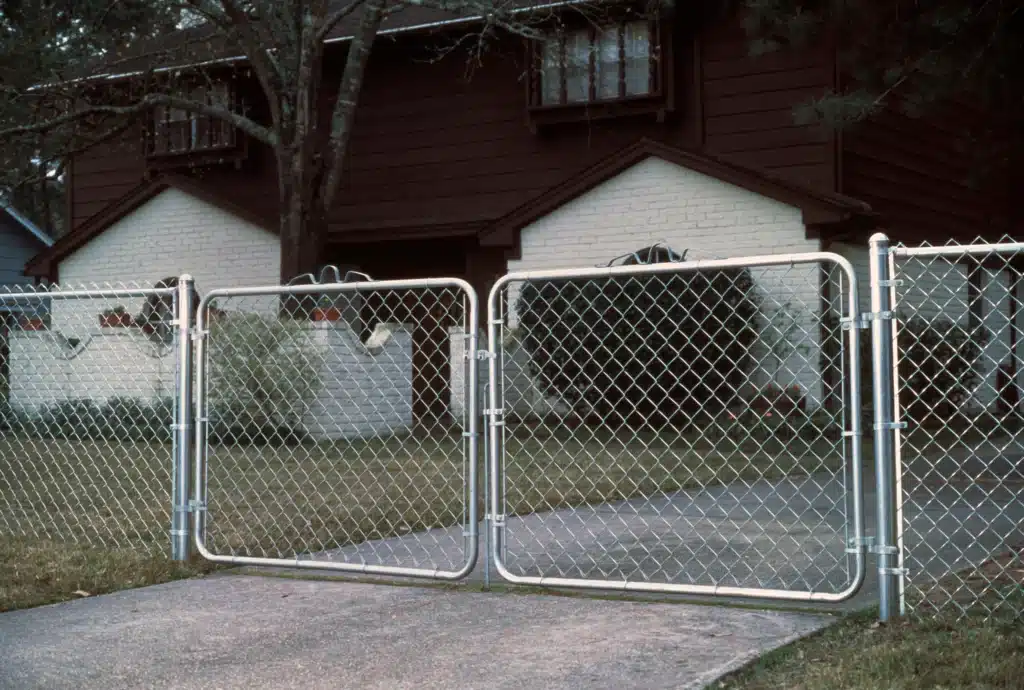 chain link gate installation